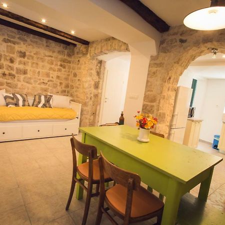 Apartment Sunce Каштела Екстер'єр фото