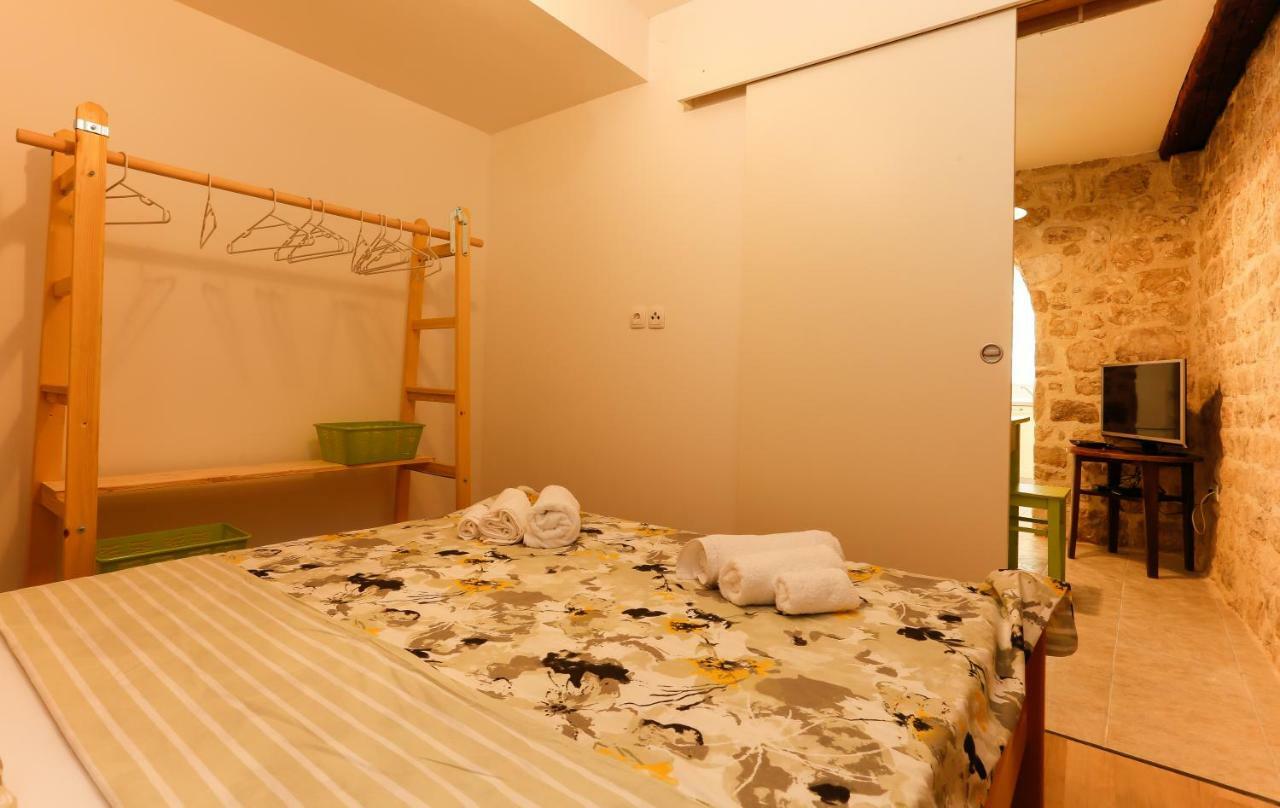 Apartment Sunce Каштела Екстер'єр фото