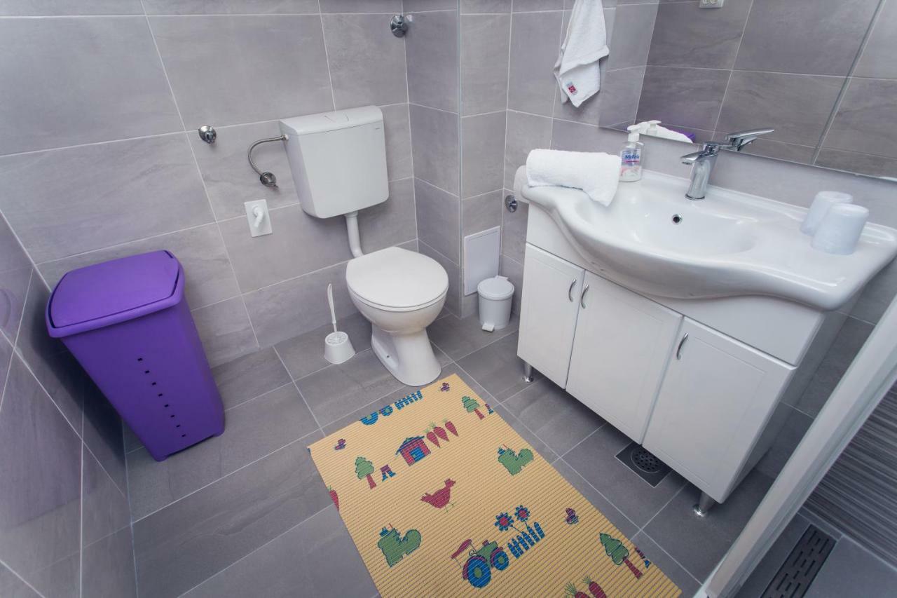 Apartment Sunce Каштела Екстер'єр фото